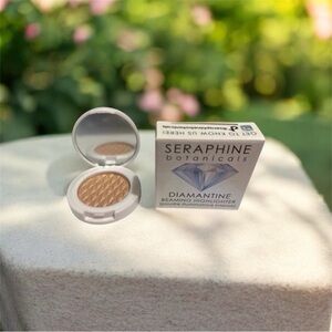 💎 Seraphine Diamantine Beaming Highlighter | Oyster